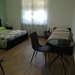 Lory Bed & Breakfast Elice