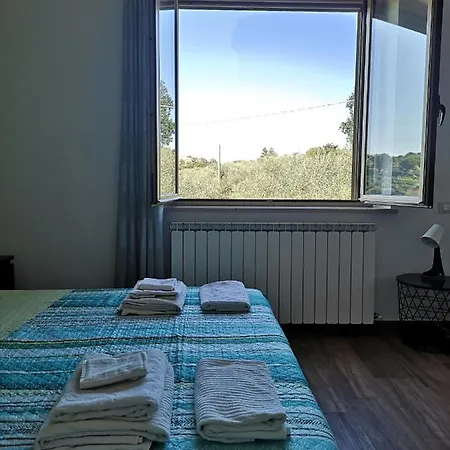 Lory Bed & Breakfast Elice