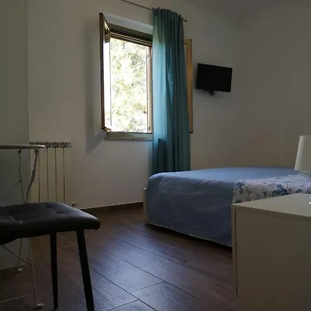 Lory Bed & Breakfast 3*