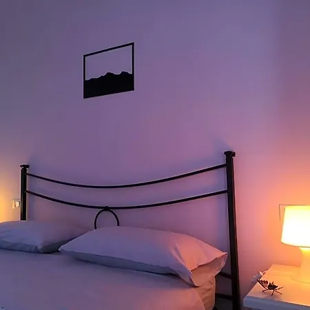 Lory Bed & Breakfast
